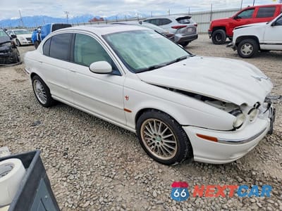 Czwarte zdjęcie samochodu z boku: 2006 JAGUAR X-TYPE 3.0 VIN:SAJWA51A56WE80428 - miniatura
