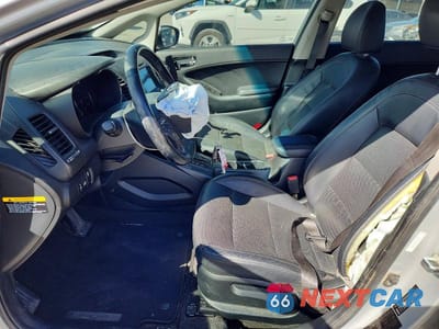 Zdjęcie 7 z 12 samochodu: 2016 KIA FORTE EX VIN:KNAFZ4A85G5614189 - miniatura