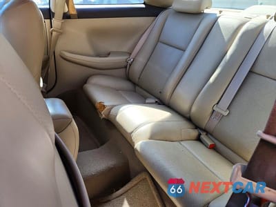Zdjęcie 10 z 12 samochodu: 2004 TOYOTA CAMRY SOLARA SLE V6 VIN:4T1CA30P04U038928 - miniatura