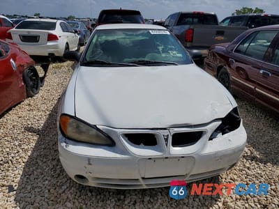 Piąte zdjęcie samochodu w środku: 2004 PONTIAC GRAND AM SE1 VIN:1G2NF52E04C240085 - miniatura