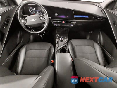 Zdjęcie 8 z 13 samochodu: 2024 KIA NIRO EV WIND VIN:KNDCR3L19R5103961 - miniatura