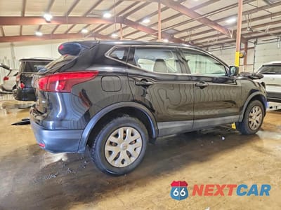 Trzecie zdjęcie samochodu z tyłu: 2019 NISSAN ROGUE SPORT S VIN:JN1BJ1CR1KW620915 - miniatura