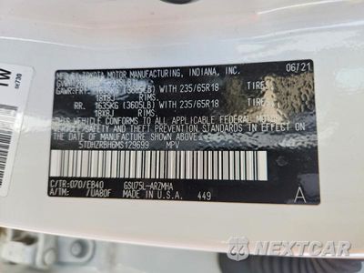 Zdjęcie 14 z 14 samochodu: 2021 TOYOTA HIGHLANDER XLE VIN:5TDHZRBH6MS129699 - miniatura