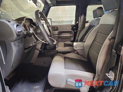 Zdjęcie 7 z 12 samochodu: 2010 JEEP WRANGLER SPORT VIN:1J4AA2D19AL162395 - miniatura