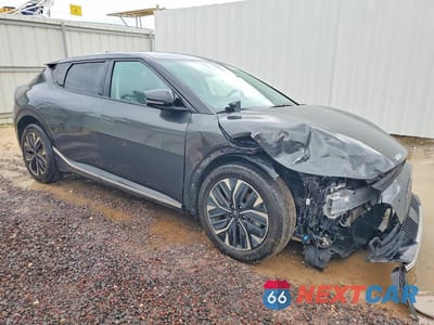 Czwarte zdjęcie samochodu z boku: 2024 KIA EV6 WIND VIN:KNDC3DLC7R5159258 - miniatura