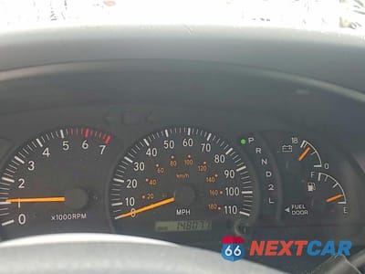 Zdjęcie 9 z 12 samochodu: 2002 TOYOTA TUNDRA SR5 V8 VIN:5TBBT44112S269823 - miniatura