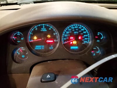 Zdjęcie 9 z 14 samochodu: 2009 CHEVROLET SUBURBAN K1500 LT VIN:1GNFK26339R293474 - miniatura