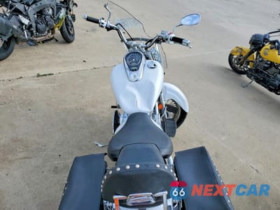 Zdjęcie 6 z 8 samochodu: 2017 SUZUKI VL800 VIN:JS1VS55A4H2100207 - miniatura