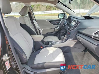 Zdjęcie 7 z 13 samochodu: 2019 SUBARU FORESTER VIN:JF2SKACC3KH474870 - miniatura