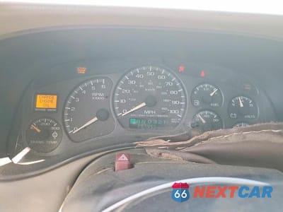 Zdjęcie 9 z 13 samochodu: 2001 CHEVROLET SUBURBAN C2500 LT VIN:3GNGK26G91G269837 - miniatura