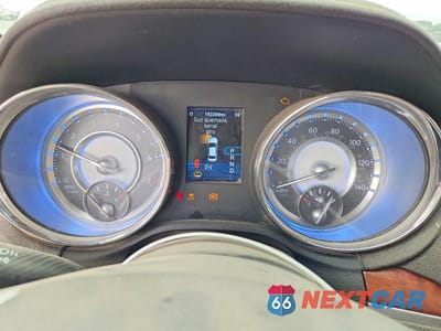 Zdjęcie 9 z 12 samochodu: 2014 CHRYSLER 300 VIN:2C3CCARG3EH120439 - miniatura