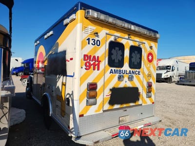 Drugie zdjęcie samochodu z przodu: 2016 FORD F450 SD AMBULANCE VIN:1FDUF4GT9GEC74278 - miniatura
