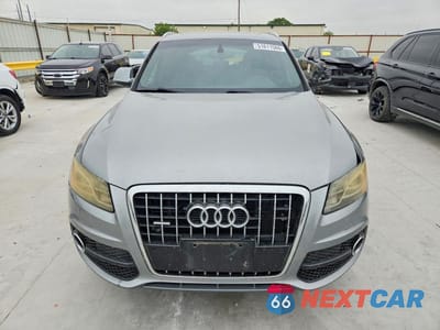 Piąte zdjęcie samochodu w środku: 2010 AUDI Q5 PRESTIGE VIN:WA1WKAFP0AA009978 - miniatura