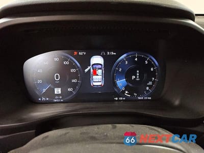 Zdjęcie 9 z 14 samochodu: 2022 VOLVO XC40 T5 MOMENTUM VIN:YV4162UK9N2747891 - miniatura