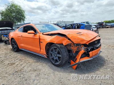 Czwarte zdjęcie samochodu z boku: 2020 FORD MUSTANG VIN:1FA6P8CF5L5187737 - miniatura