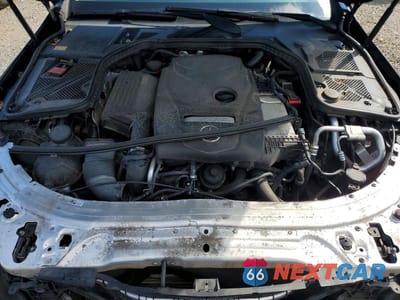 Zdjęcie 11 z 12 samochodu: 2015 MERCEDES-BENZ C 300 4MATIC VIN:55SWF4KB6FU024861 - miniatura