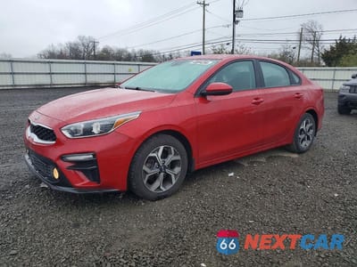 2021 KIA FORTE LXS 3KPF24AD5ME399692 - główne zdjęcie licytacji z USA - miniatura