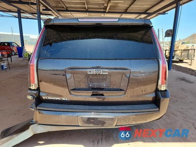 Zdjęcie 6 z 13 samochodu: 2015 GMC YUKON XL C1500 SLE VIN:1GKS1GKCXFR568061 - miniatura