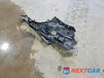 Zdjęcie 12 z 13 samochodu: 2025 BMW 330XI VIN:3MW89CW09S8E92115 - miniatura