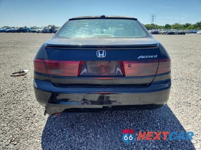 Zdjęcie 6 z 12 samochodu: 2005 HONDA ACCORD EX VIN:1HGCM56895A100368 - miniatura