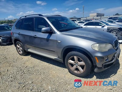 Czwarte zdjęcie samochodu z boku: 2010 BMW X5 XDRIVE30I VIN:5UXFE4C54AL385281 - miniatura