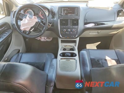 Zdjęcie 8 z 13 samochodu: 2017 DODGE GRAND CARAVAN SXT VIN:2C4RDGCG4HR851894 - miniatura