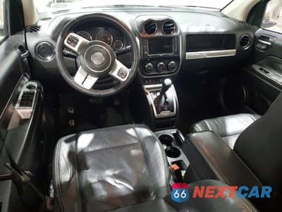 Zdjęcie 8 z 12 samochodu: 2015 JEEP COMPASS LATITUDE VIN:1C4NJDEB8FD109294 - miniatura