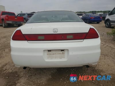 Zdjęcie 6 z 12 samochodu: 2001 HONDA ACCORD EX VIN:1HGCG22531A008328 - miniatura