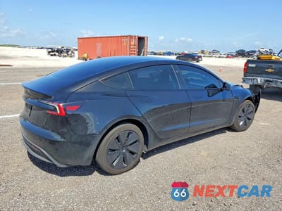 Trzecie zdjęcie samochodu z tyłu: 2025 TESLA MODEL 3 VIN:5YJ3E1EA6SF032185 - miniatura