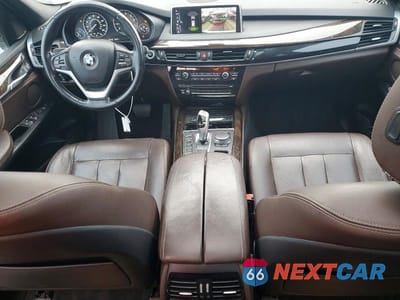 Zdjęcie 8 z 13 samochodu: 2017 BMW X5 XDR40E VIN:5UXKT0C32H0S81069 - miniatura