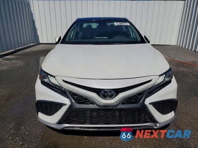 Piąte zdjęcie samochodu w środku: 2022 TOYOTA CAMRY XSE VIN:4T1K61BKXNU070354 - miniatura