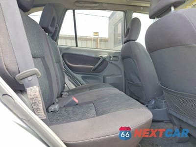 Zdjęcie 11 z 12 samochodu: 2003 TOYOTA RAV4 BASE VIN:JTEGH20V630110128 - miniatura