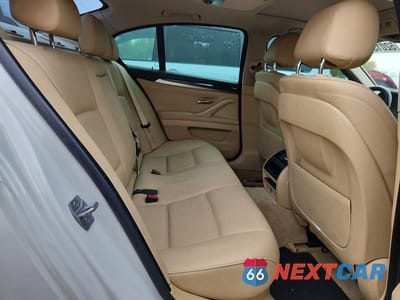 Zdjęcie 10 z 12 samochodu: 2015 BMW 528 I VIN:WBA5A5C53FD515385 - miniatura