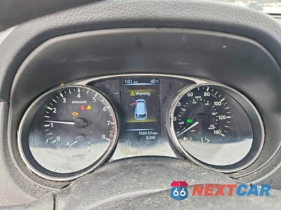 Zdjęcie 9 z 13 samochodu: 2015 NISSAN ROGUE S VIN:KNMAT2MV1FP508359 - miniatura