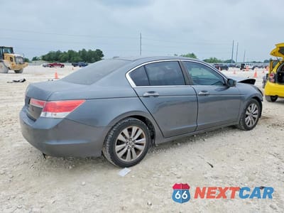 Trzecie zdjęcie samochodu z tyłu: 2012 HONDA ACCORD EXL VIN:1HGCP2F82CA052103 - miniatura