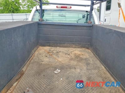 Zdjęcie 10 z 12 samochodu: 2005 CHEVROLET SILVERADO C2500 HEAVY DUTY VIN:1GBHC24U05E188794 - miniatura