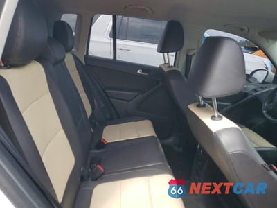 Zdjęcie 10 z 11 samochodu: 2017 VOLKSWAGEN TIGUAN S VIN:WVGAV7AX1HK028900 - miniatura