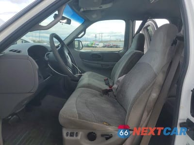 Zdjęcie 7 z 12 samochodu: 2000 FORD F150 VIN:1FTRX17L1YKA73161 - miniatura