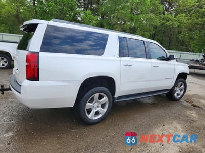 Trzecie zdjęcie samochodu z tyłu: 2018 CHEVROLET SUBURBAN C1500 LT VIN:1GNSCHKC0JR223827 - miniatura