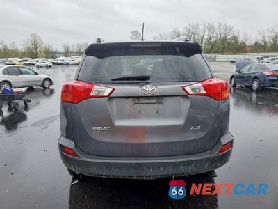 Zdjęcie 6 z 11 samochodu: 2014 TOYOTA RAV4 XLE VIN:JTMWFREV0ED028348 - miniatura