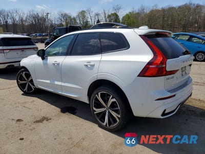 Drugie zdjęcie samochodu z przodu: 2022 VOLVO XC60 T8 RECHARGE R-DESIGN VIN:YV4H60DM9N1042065 - miniatura