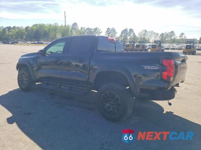 Drugie zdjęcie samochodu z przodu: 2024 CHEVROLET COLORADO TRAIL BOSS VIN:1GCPTEEK4R1237837 - miniatura