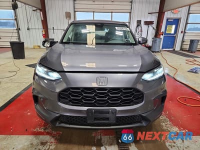 Piąte zdjęcie samochodu w środku: 2024 HONDA HR-V LX VIN:3CZRZ2H30RM772283 - miniatura