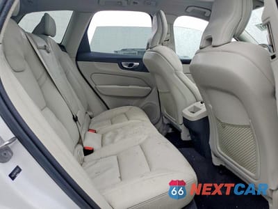 Zdjęcie 10 z 12 samochodu: 2023 VOLVO XC60 PLUS VIN:YV4L12RE5P1265213 - miniatura