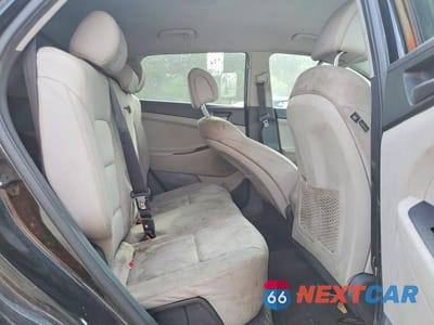 Zdjęcie 11 z 13 samochodu: 2017 HYUNDAI TUCSON SE VIN:KM8J33A47HU466992 - miniatura