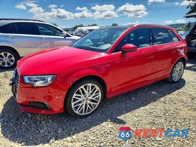2018 AUDI A3 E-TRON PREMIUM WAUUPBFF8JA082010 - główne zdjęcie licytacji z USA - miniatura