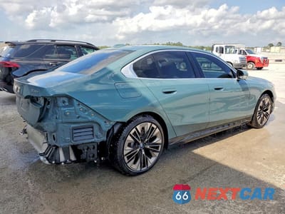 Trzecie zdjęcie samochodu z tyłu: 2026 BMW 530 I VIN:WBA43FJ02TCV98957 - miniatura