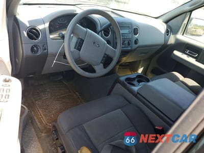Zdjęcie 8 z 12 samochodu: 2005 FORD F150 VIN:1FTPX02595KD45347 - miniatura