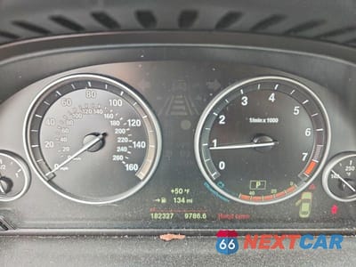 Zdjęcie 9 z 11 samochodu: 2015 BMW 528 XI VIN:WBA5A7C51FD624391 - miniatura