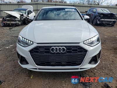 Piąte zdjęcie samochodu w środku: 2023 AUDI A4 PREMIUM 45 VIN:WAUDAAF41PN008715 - miniatura